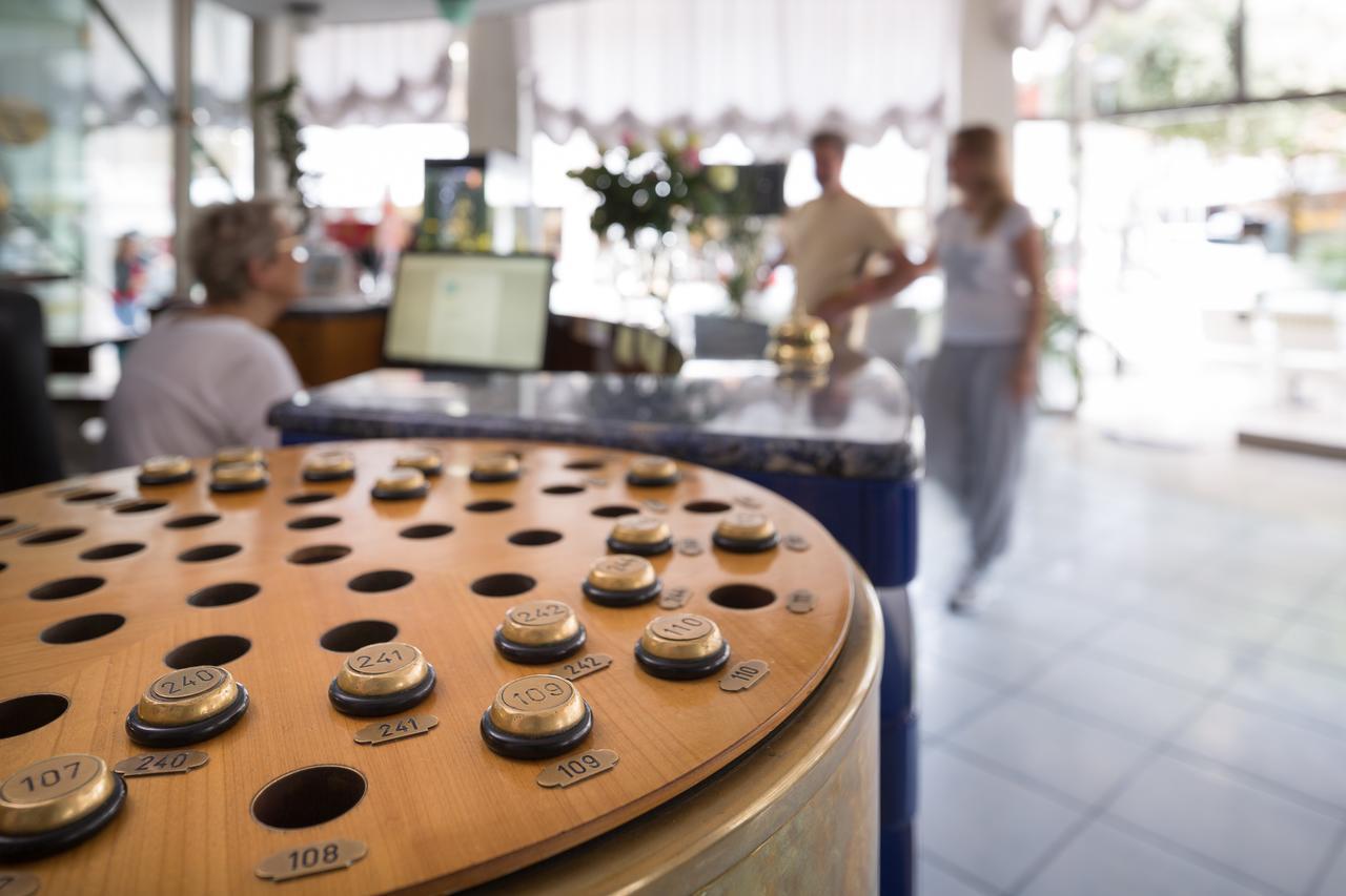 Hotel Astro Lignano Sabbiadoro Eksteriør billede