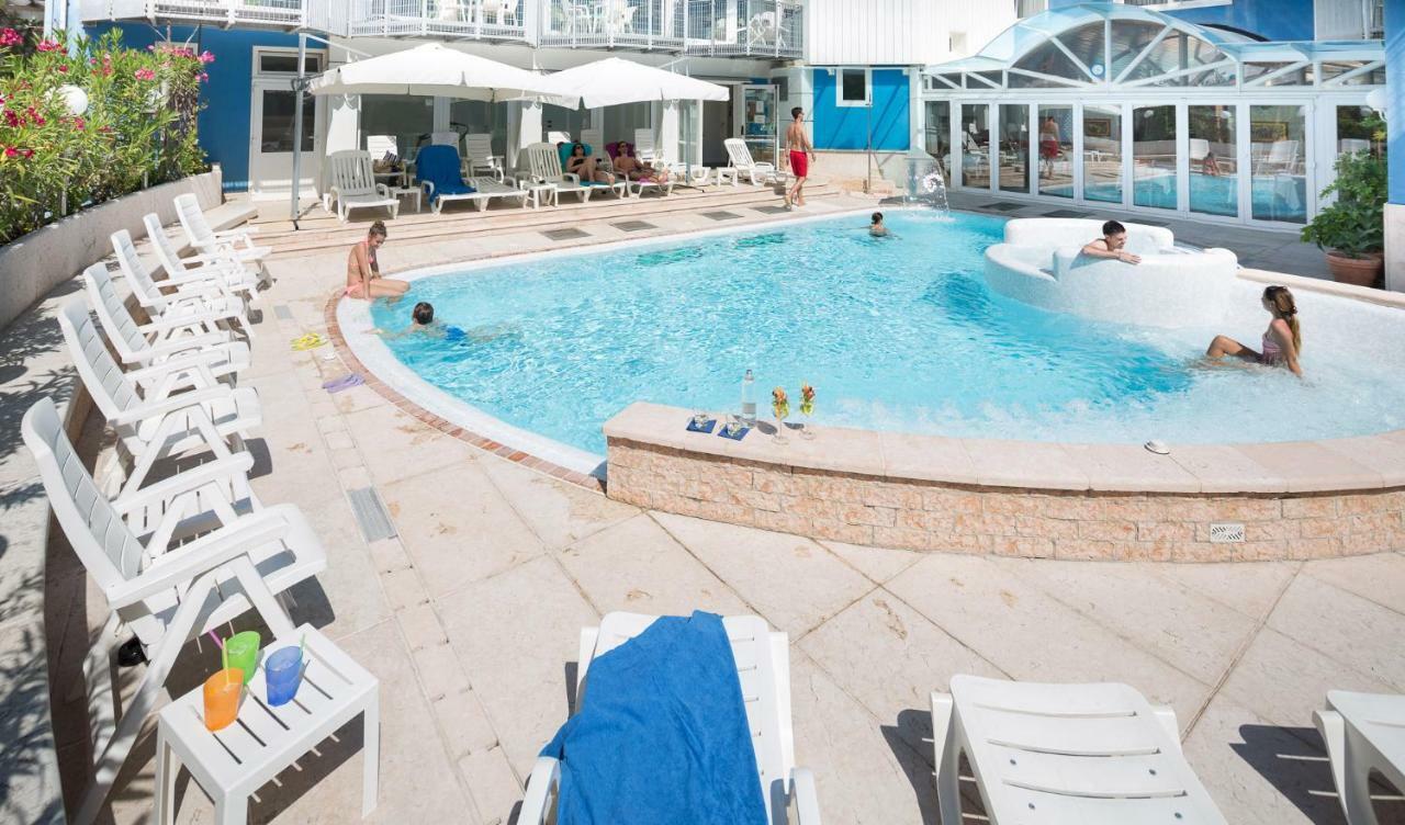 Hotel Astro Lignano Sabbiadoro Eksteriør billede